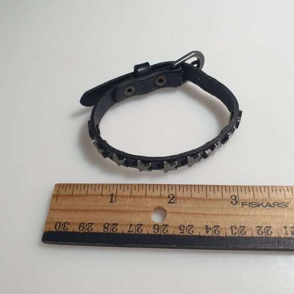 Black Leather Wristband Star Studded Adjustable Silver Buckle Unique Punk Rock - Picture 3 of 5